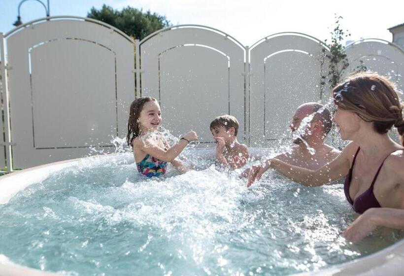 ペンション Villa Di Cazzano  Bioluxury Living