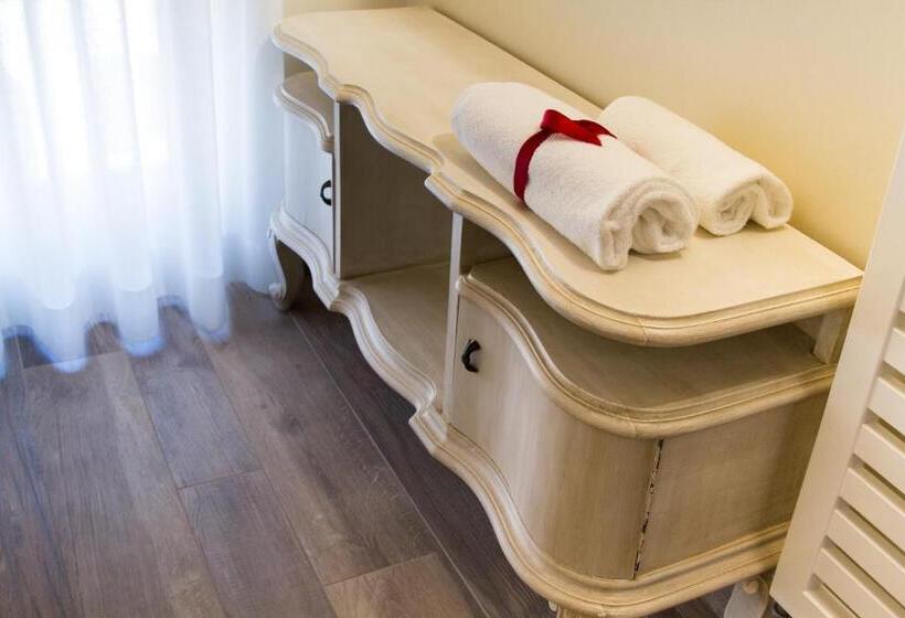 ペンション Villa Di Cazzano  Bioluxury Living