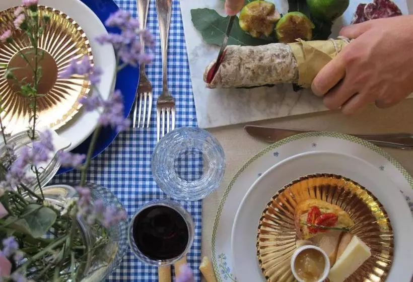 ホテル Agriturismo Bassanella