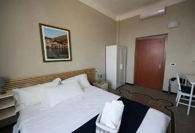 پانسیون Luna Rooms