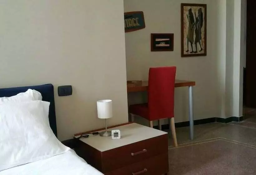 پانسیون Luna Rooms