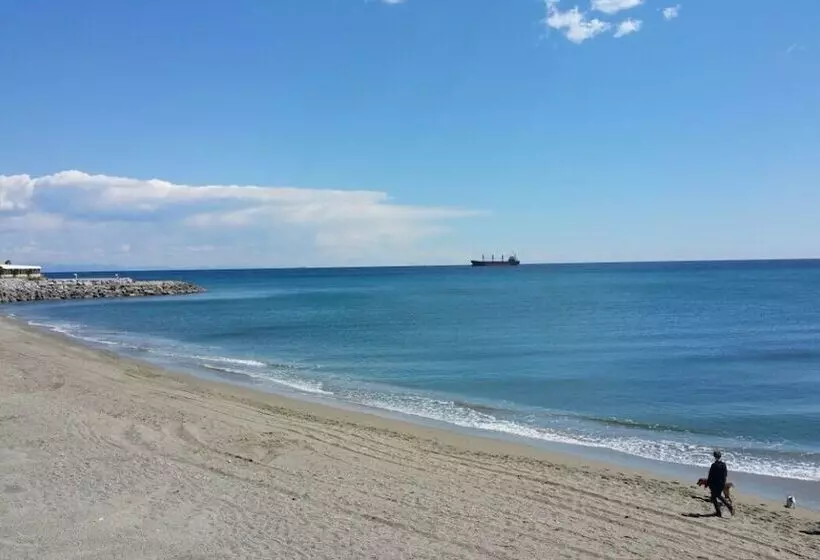 پانسیون Luna Rooms