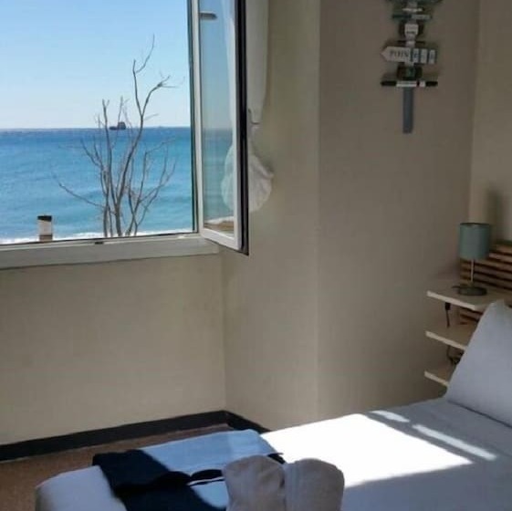 膳宿费 Luna Rooms