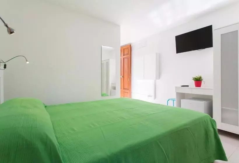 ペンション Piccola Oasi