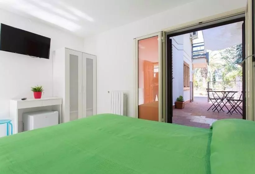 ペンション Piccola Oasi