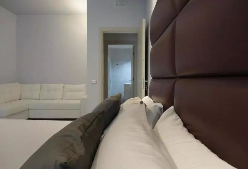 Majatalo The Flat 233