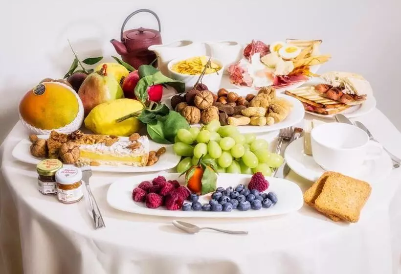 هاستل Locanda Black And White Sondrio