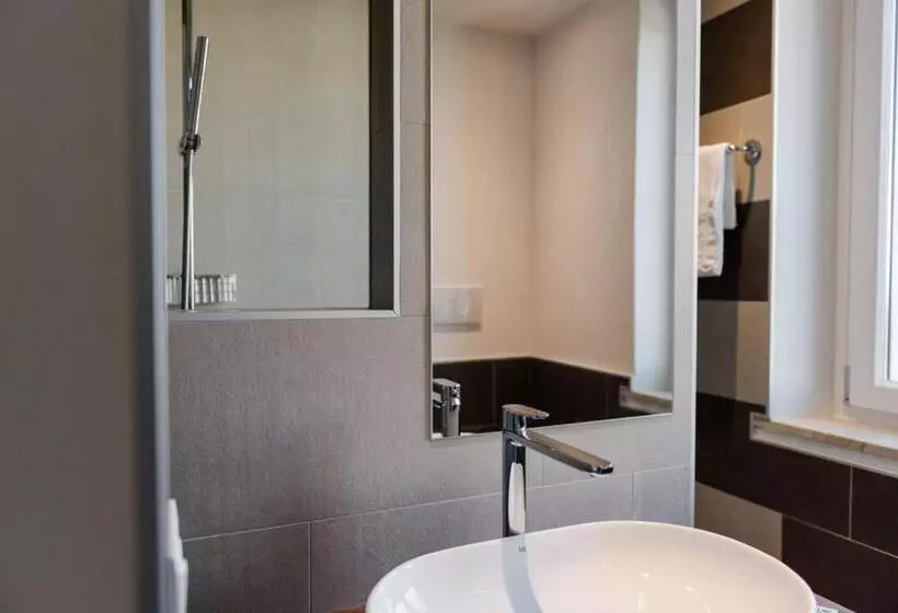 Retkeilymaja Locanda La Cross Adults Only