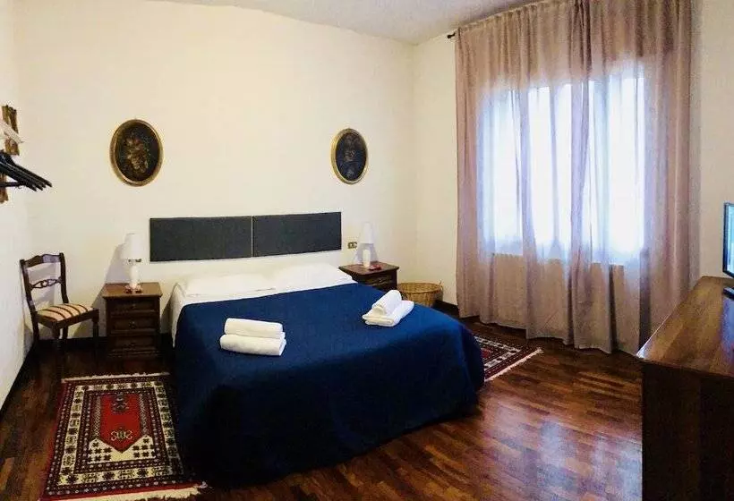 پانسیون Caminhouse