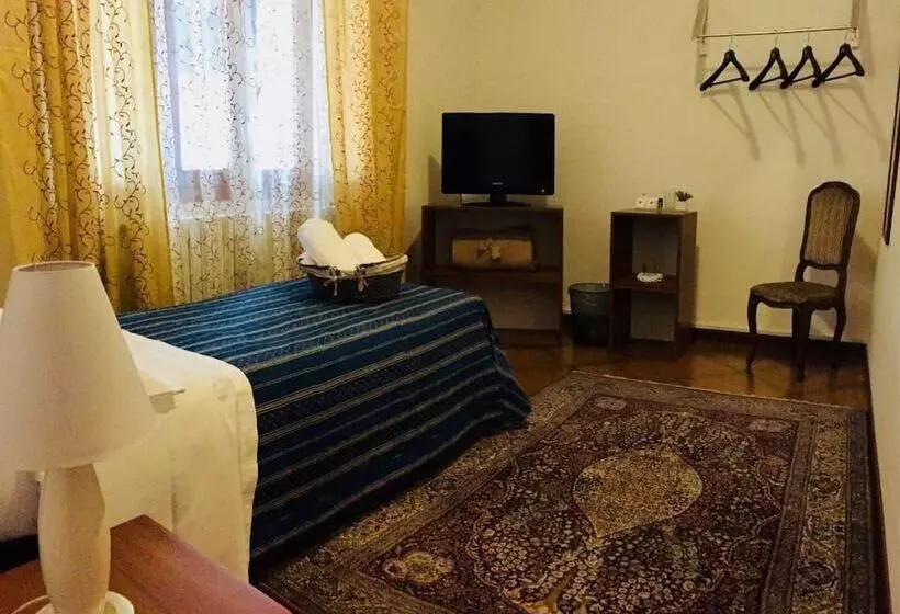 پانسیون Caminhouse