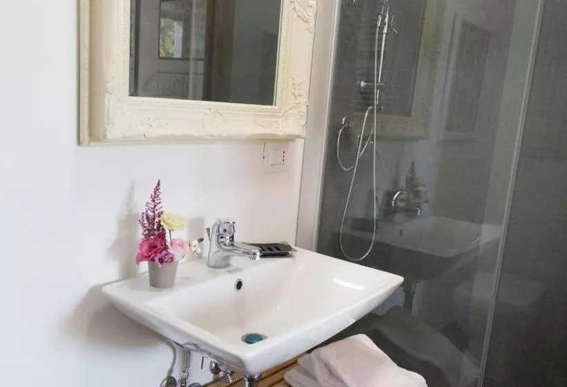 Retkeilymaja La Locanda Di Borghetto