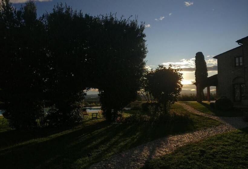 هتل Agriturismo Humile