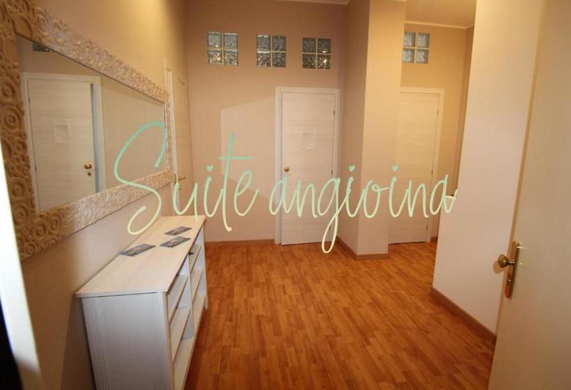 פנסיון Suite Angioina