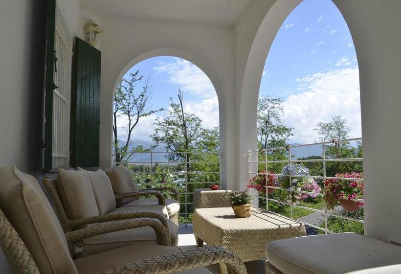 پانسیون Villa Porto Sul Magra