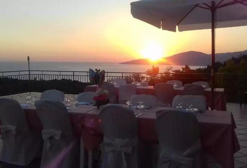 ホテル Agriturismo Aurella