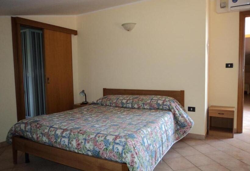 ホテル Agriturismo Aurella