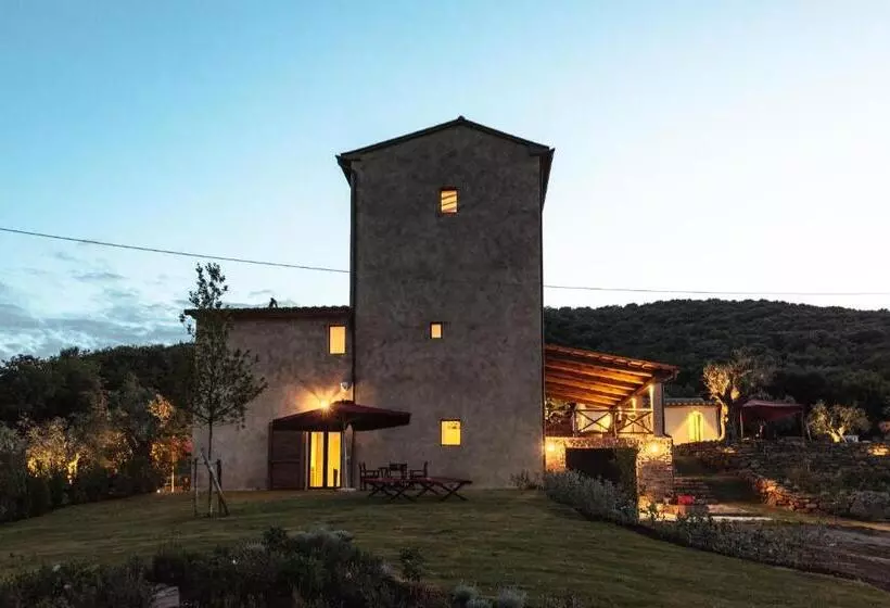 ホテル Torre Di Baratti Bio Resort