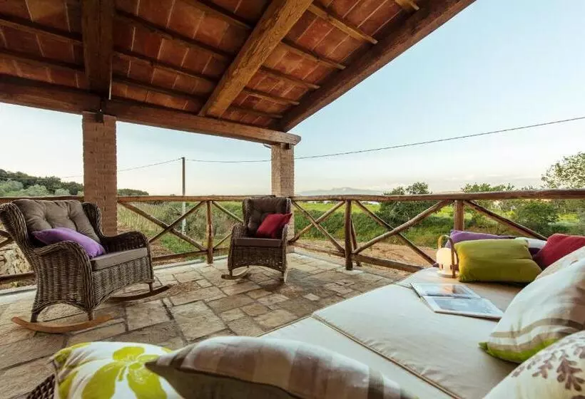 ホテル Torre Di Baratti Bio Resort