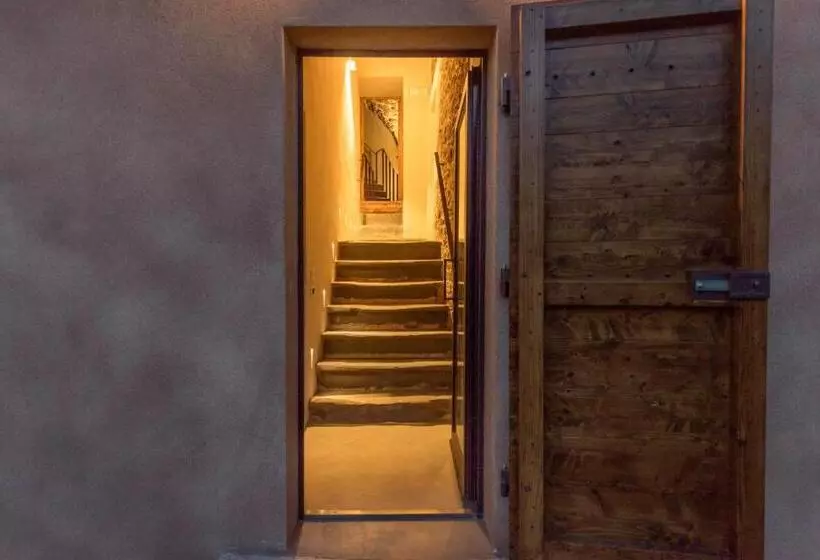 ホテル Torre Di Baratti Bio Resort