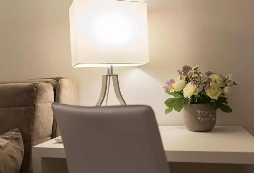 پانسیون Frammenti