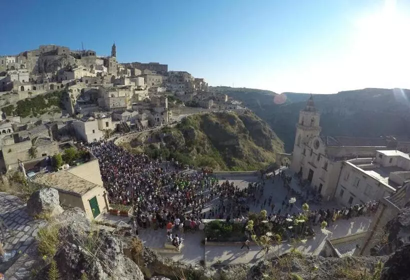 پانسیون Frammenti