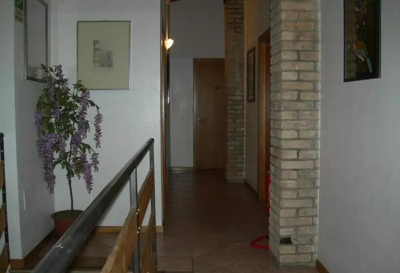 هتل Agriturismo Villa Serena