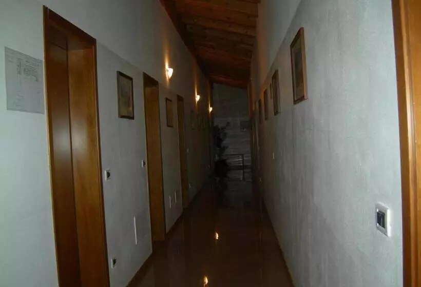هتل Agriturismo Villa Serena
