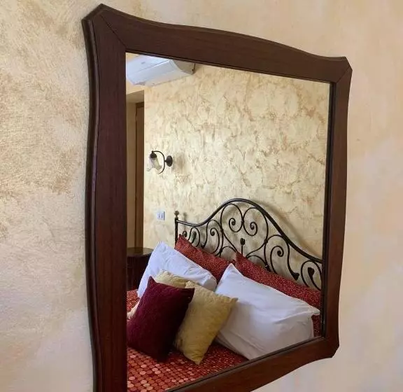 هتل La Cascina Della Vachina