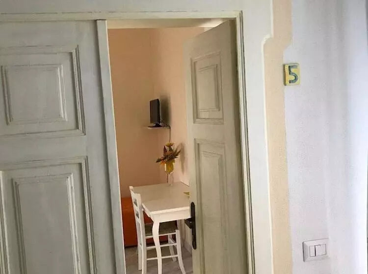 Majatalo Guest House Le Gemelle