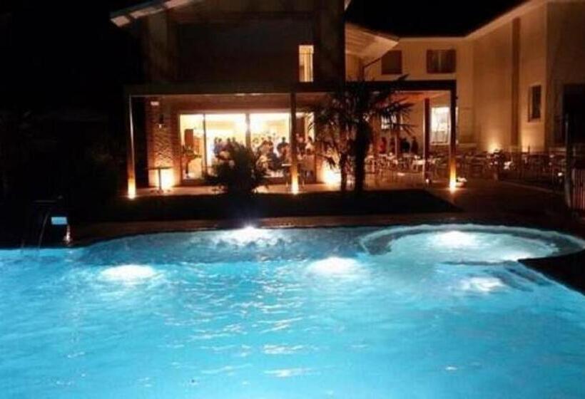 فندق صغير Locanda Corte Montioni