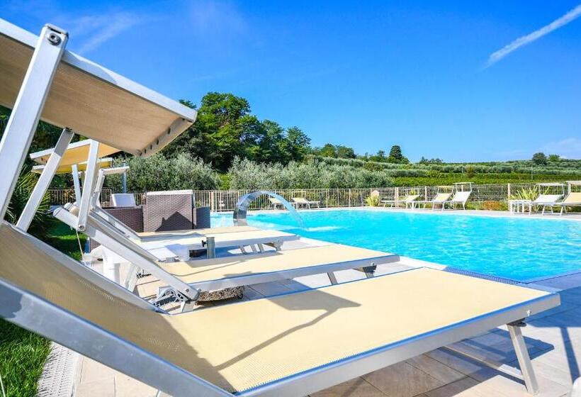 فندق صغير Locanda Corte Montioni