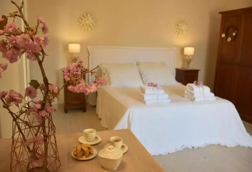 ホテル Agriturismo Di Charme Erbadoro