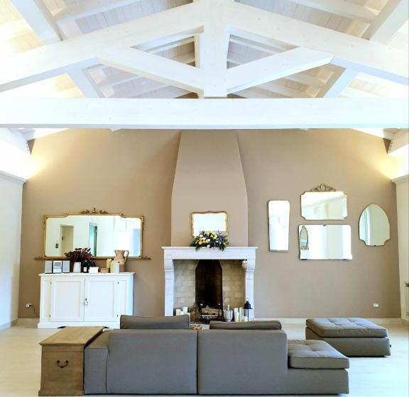 ホテル Agriturismo Di Charme Erbadoro