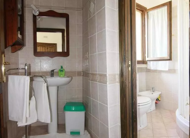 ホテル Agriturismo La Steccaia Alta