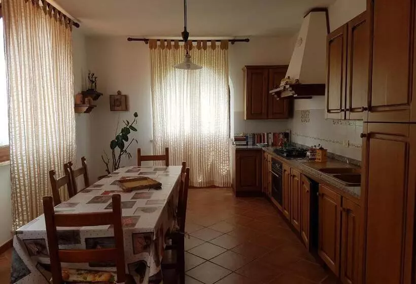 ホテル Agriturismo La Steccaia Alta