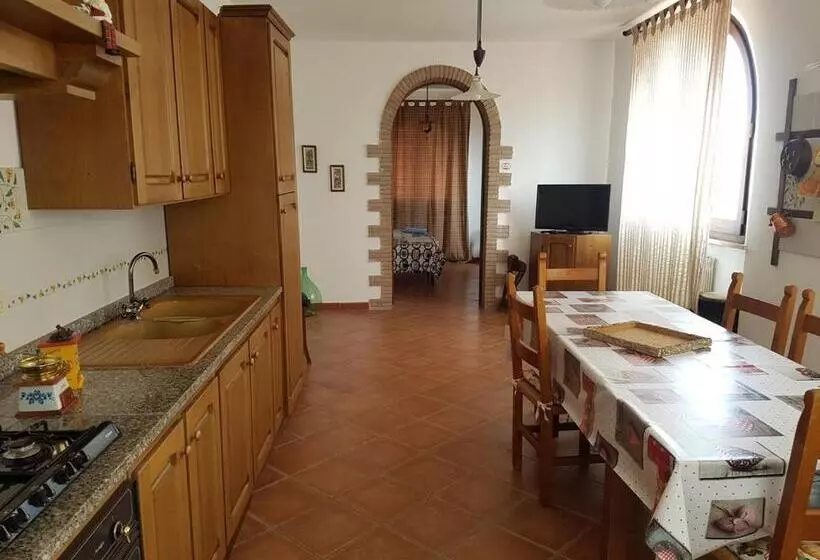 ホテル Agriturismo La Steccaia Alta