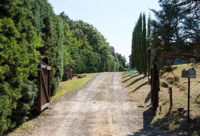 هتل Agriturismo La Vigna