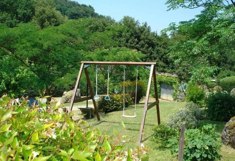 هتل Agriturismo La Vigna