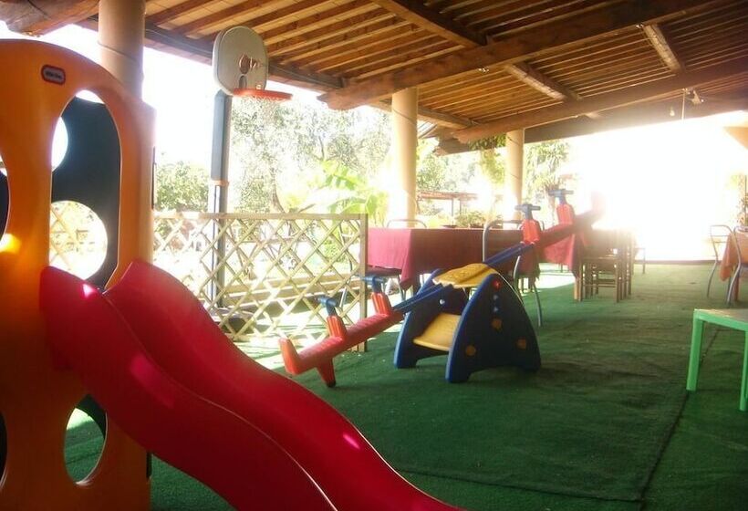 בית מלון כפרי Aia Di Lazzaro Country House