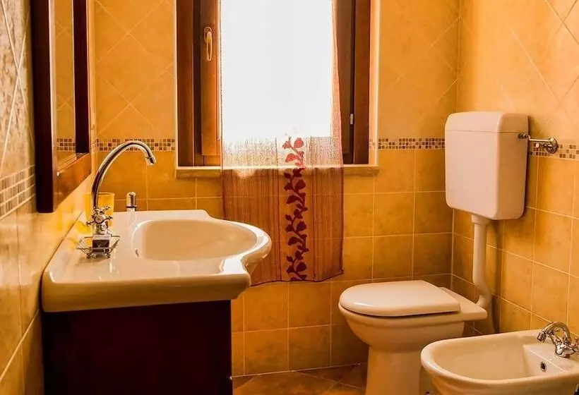 ホテル Bioagriturismo La Quercia