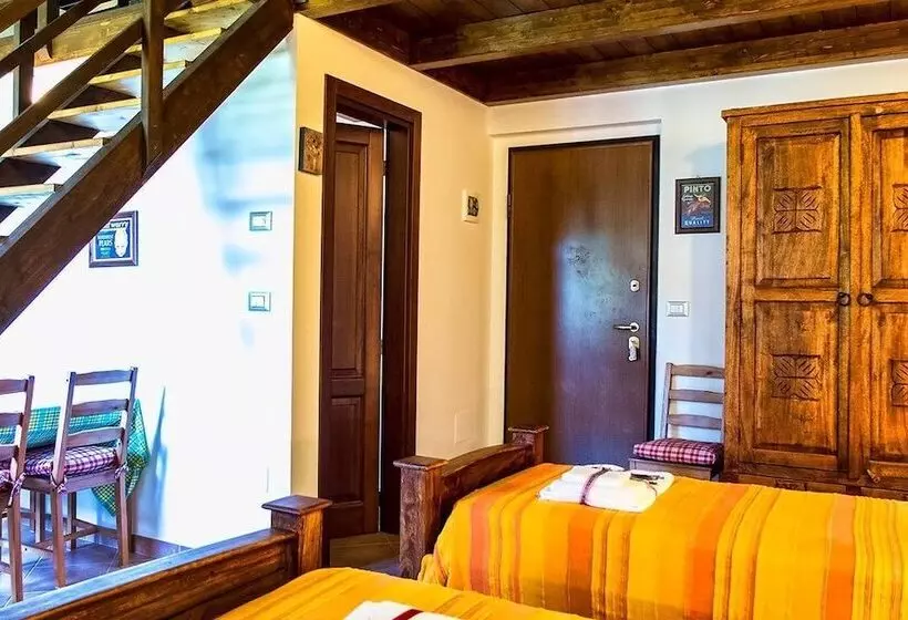ホテル Bioagriturismo La Quercia