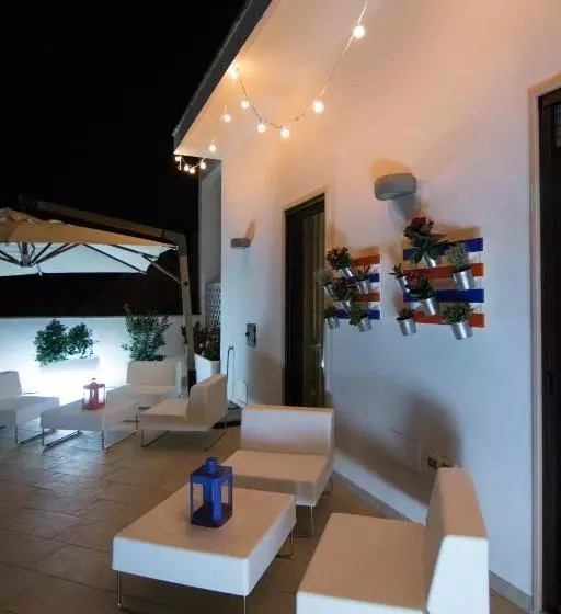 Majatalo Golden House