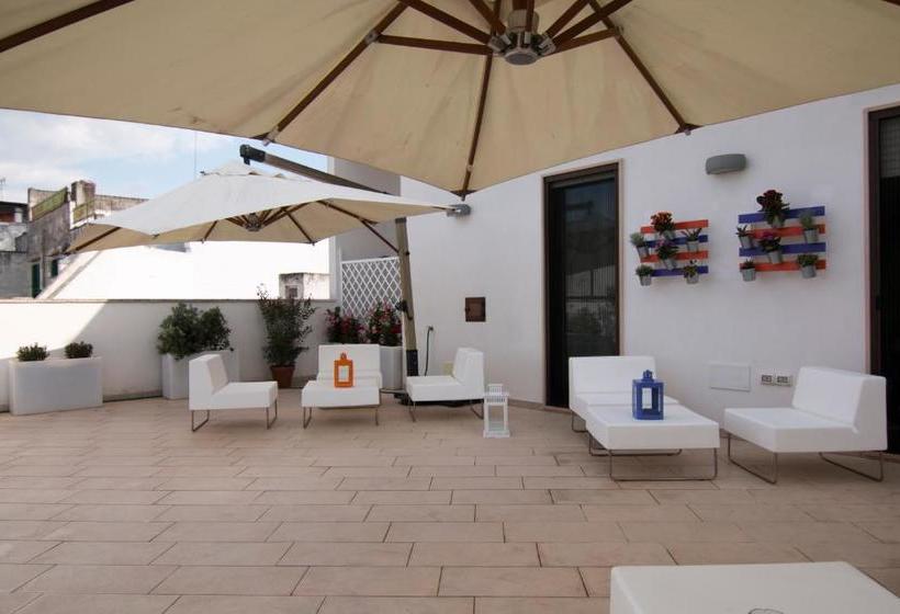 بنسيون Golden House