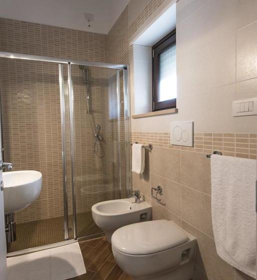 بنسيون Golden House