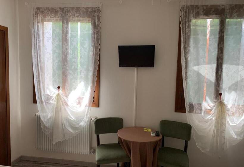 Отель Agriturismo Ca Alleata