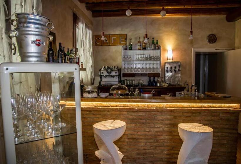 Отель Agriturismo Ca Alleata