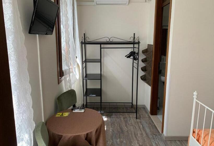 Отель Agriturismo Ca Alleata