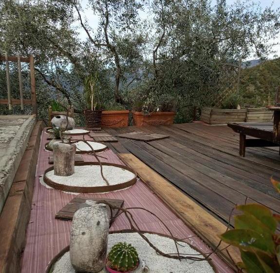 فندق Agriturismo Terre Del Mistero