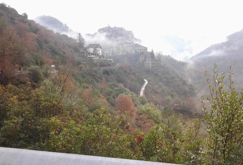 فندق Agriturismo Terre Del Mistero