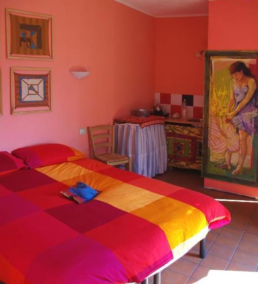 فندق Agriturismo Terre Del Mistero